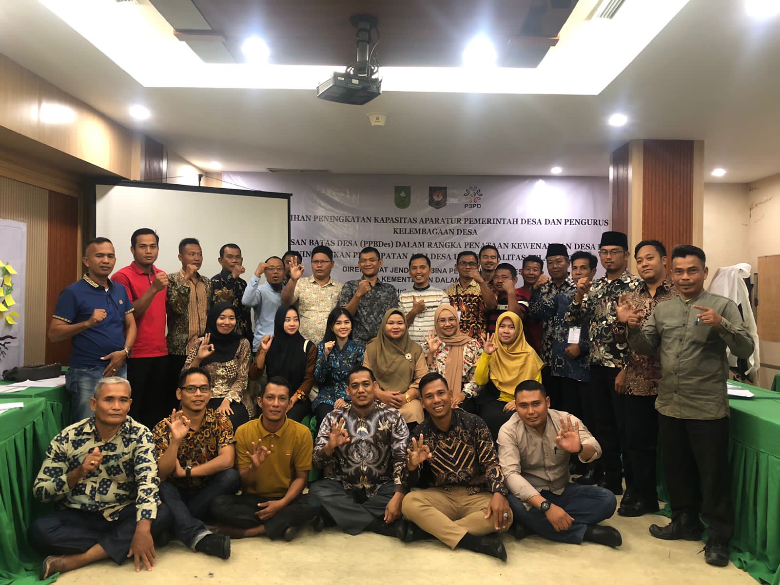 Pelatihan Peningkatan Kapasitas Aparatur Pemerintah Desa Dan Pengurus